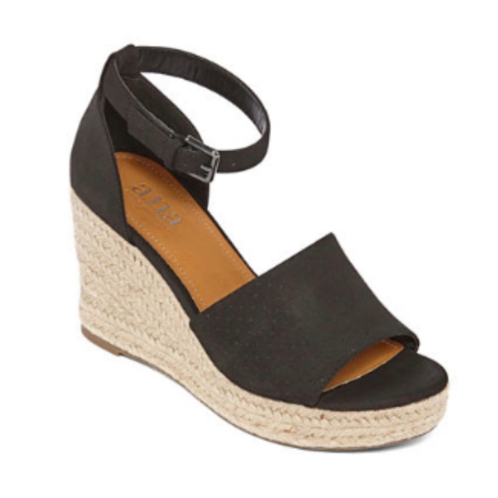 Strappy black sandal espadrille wedges